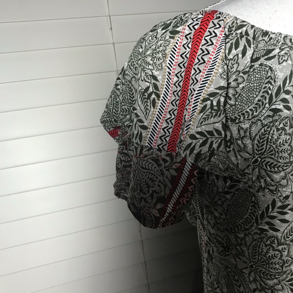 Dr2 Ruffle Shoulder Top Mixed Pattern - image 5